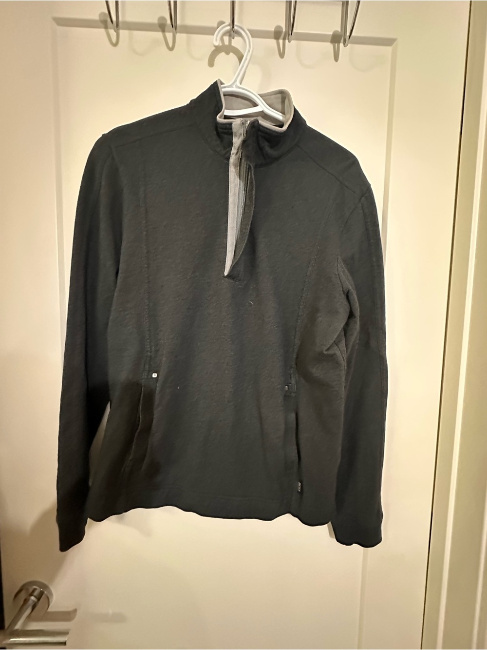 BOSS Men's Quarter-Zip Fleece Pullover - Black
